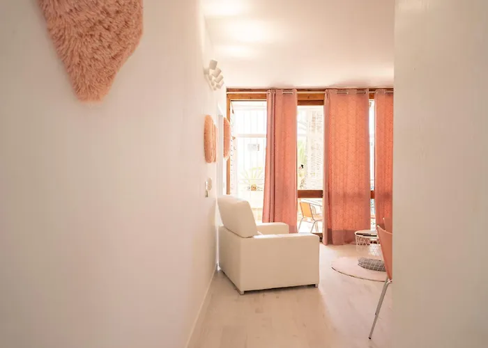 Casa Alejandro Wifi & Pool & 24h Security Appartement